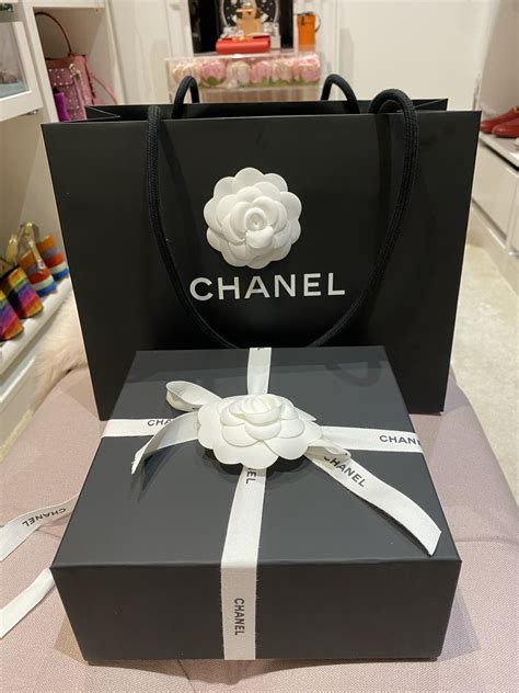 Chanel packaging